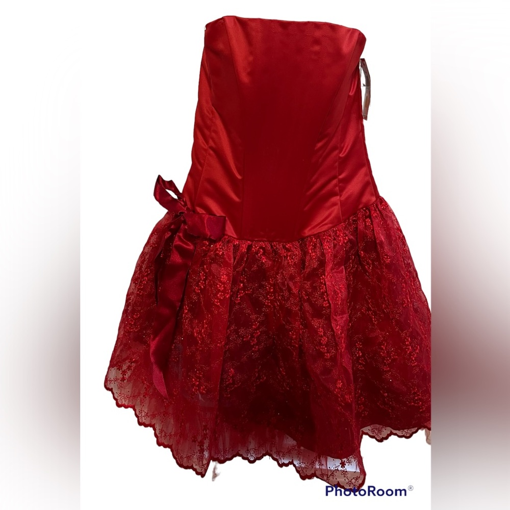 Jessica McClintock red dress -NWT